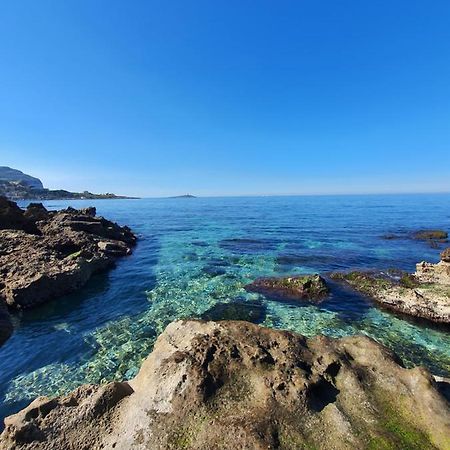 Teatro Del Sole Mare Sferracavallo Villa Палермо Екстериор снимка