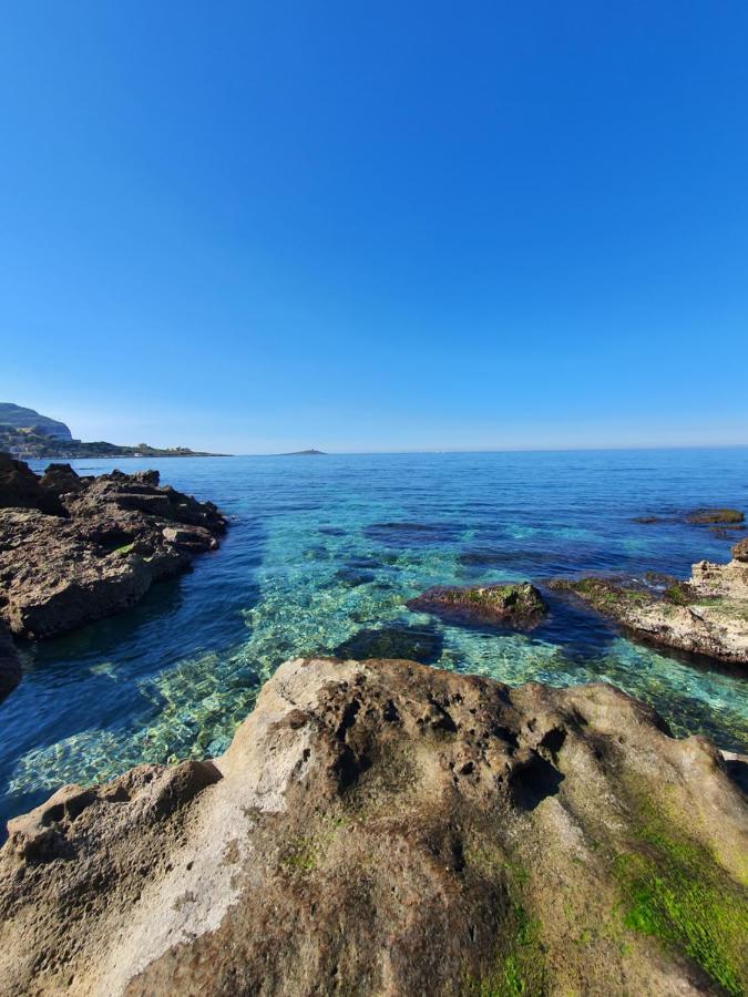 Teatro Del Sole Mare Sferracavallo Villa Палермо Екстериор снимка